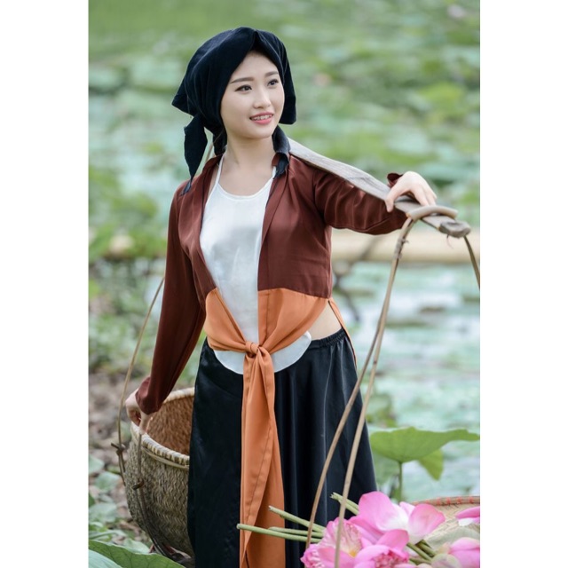 Set yếm +đụp + áo tứ thân + khăn mỏ quạ | Shopee Việt Nam